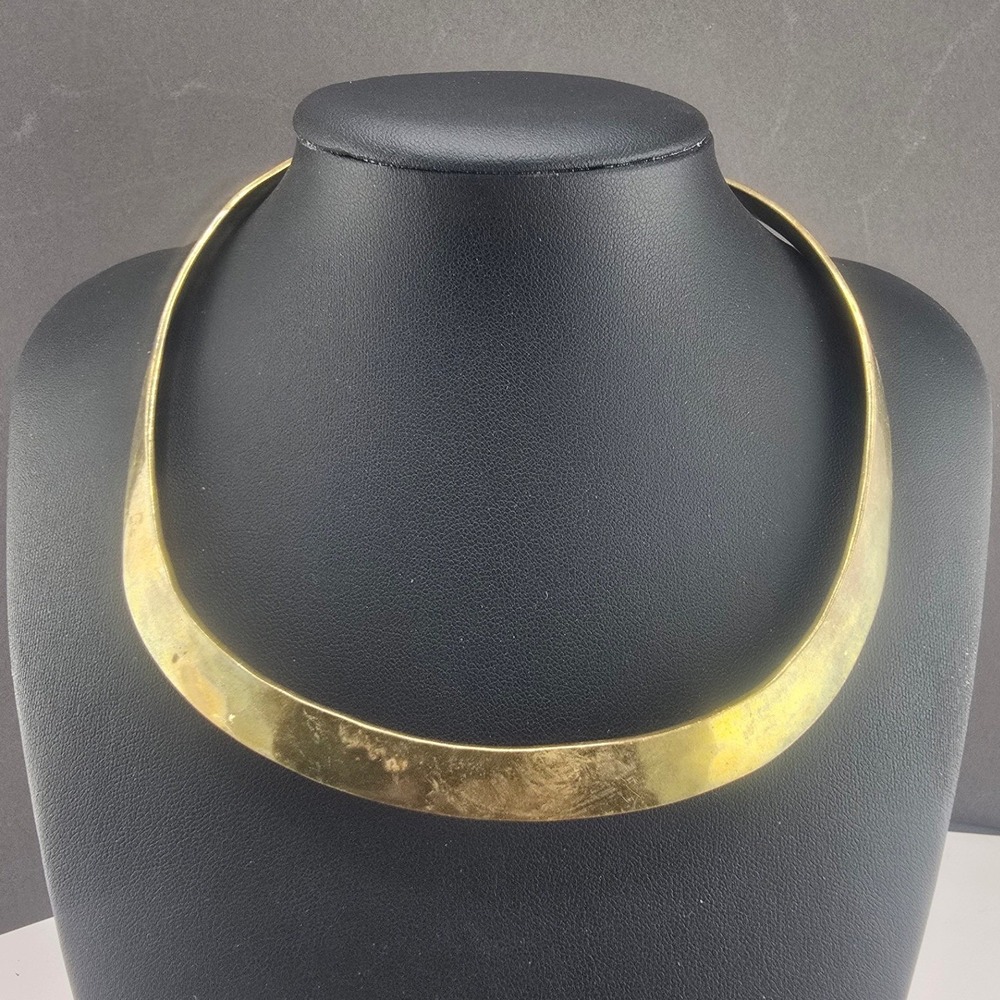 Vintage Estate Collar Necklace Torque Gold Tone Hammered Rigid Open Back 14 In